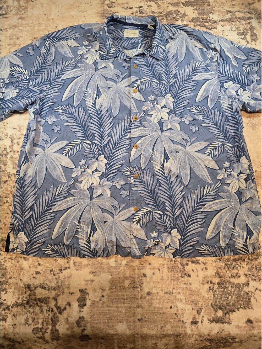 Tommy Bahama blue silver button down